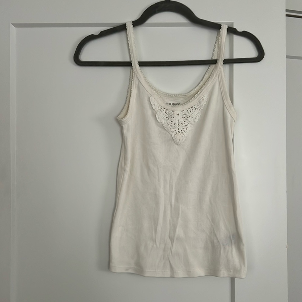 NWOT Old Navy Ribbed Tank